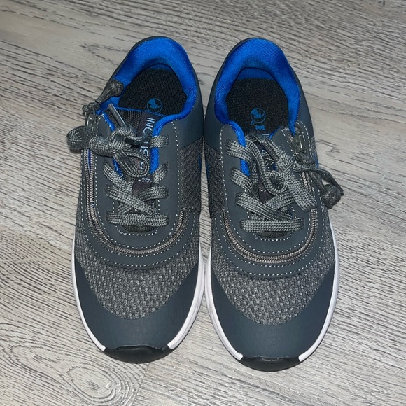 BILLY Shoes, size kids 12M - Picture 1 of 4